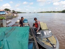 Satpolairud Polres Barsel Imbau Penumpang Speed Boat Utamakan Keselamatan Selama Perjalanan