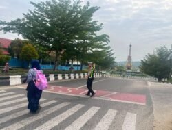 Satlantas Polres Gunung Mas Gelar Pengaturan Lalu Lintas, Ciptakan Rasa Aman bagi Warga Kuala Kurun