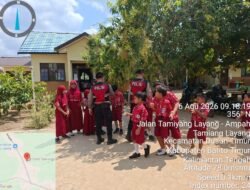 **Siswa SDN 2 Tamiang Layang Antusias Sambut Tim Patroli Presisi, Belajar Nilai-Nilai Kepolisian Humanis**