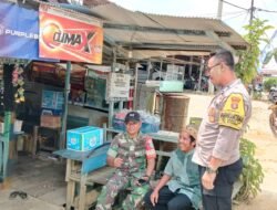 Tangkal Isu Hoaks, Personel Polsek Manuhing Edukasi Warga Tumbang Talaken Lewat Dialog