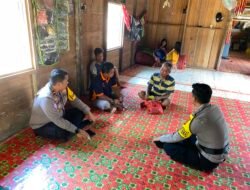 PERKUAT KEMITRAAN DENGAN TOKOH MASYARAKAT, KAPOLSEK SERUYAN TENGAH SAMBANGI WARGA DESA PANYUMPA
