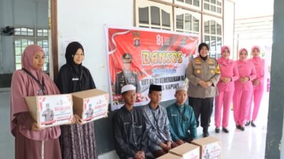 Semarak HUT ke-81 RI, Kapolres Kapuas Hadir Berbagi Kebahagiaan di Ponpes Darul Khoir Arrosyid
