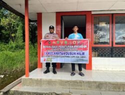 Personel Polsek Dusun Hilir Gencar Sampaikan Terkait Larangan Pungli Dengan Warga Masyarakat