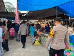 *Ciptakan Pasar Aman dan Nyaman, Polsek Patangkep Tutui Gelar Patroli Dialogis di Pasar Bentot*