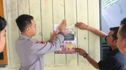 **Mahasiswa STIK Lemdiklat Polri Gencarkan Edukasi Karhutla, Tempelkan Flyer Larangan Membakar Hutan dan Lahan**