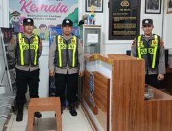 ‎Personel Piket Laks Giat Jaga Mako Polsek Kapuas Tengah. 