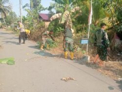 Koramil Haruyan Bersama Warga Bersihkan Parit, Cegah Banjir dan Jaga Kebersihan Lingkungan