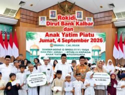 Bank Kalbar Gelar Salat Istisqa, Berdoa agar Hujan Segera Turun dan Karhutla Berakhir, Santuni 50 Anak Yatim, Piatu dan Dhuafa