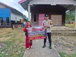 Bhabinkamtibmas Polsek Murung Sosialisasi Larangan dan Sanksi Bagi Pelaku Kebakaran Hutan dan Lahan Di Desa Penyang