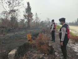 Satsamapta Polres Murung Raya Patroli Sasar Lokasi Karhutla Di Km 40 Desa Bahitom