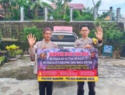Bhabinkamtibmas Sosialisasi Larangan dan Sanksi Bagi Pelaku Kebakaran Hutan dan Lahan Di Desa Danau Usung