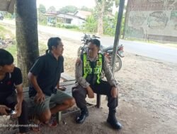 Untuk Menampung Aspirasi Masyarakat Polsek Basarang Melaksanakan Giat Minggu Kasih Di Desa Basarang Jaya