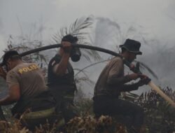 Cegah Api Muncul Kembali, Polres Kobar Bersama Tim Gabungan Tuntaskan Pendinginan Lahan