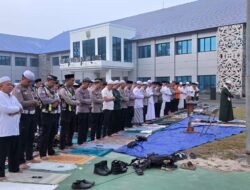 *Kemarau Panjang Melanda, Pemkab Bartim Bersama Ratusan Jamaah Gelar Shalat Istisqa Mohon Turunnya Hujan**