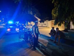 *Blue Light Patrol Sasar SDN 3 Tamiang Layang, Satlantas Bartim Ingatkan Anak Muda Jaga Waktu dan Hindari Miras*