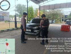 *Satsamapta Polres Bartim Sterilisasi Kendaraan Roda Empat dengan Periksa Kolong Mobil Dengan Mirror Detector*