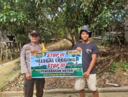 Upaya Pencegahan Penebangan Hutan secara Liar (Ilegal Logging), Bhabinkamtibmas sosialisasi kepada masyarakat.