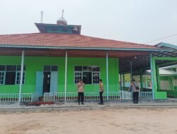 Dengan Patroli Dialogis, Polsek Tewang Sangalang Garing dan Pulau Malan Berikan Rasa Aman Kepada Masyarakat