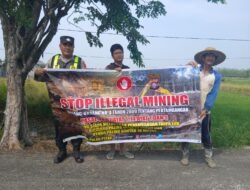PERSONEL POLSEK PULAU PETAK LAKSANAKAN SOSIALISASI ILEGAL MINING KE MASYARAKAT GUNA PENCEGAHAN TAMBANG LIAR DI WILAYAH KECAMATAN PULAU PETAK