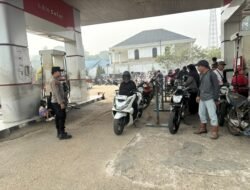 *Polsek Dusun Tengah Perketat Pengawasan BBM di SPBU Ampah, Antrean dan Praktik Pelangsiran Jadi Sorotan*