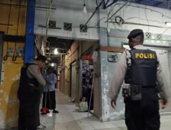 Pastikan Kawasan Perdagangan Tetap Aman Setelah Aktivitas Berkurang, Sat Samapta Patroli di Pasar Inpres