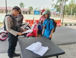 Tingkatkan Pelayanan dan Pengamanan Mako, Personel Polres Pulang Pisau Perketat Pemeriksaan Tamu