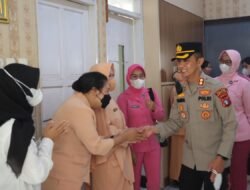 Polres Barito Utara Pererat Sinergitas, Kapolres Bersama Bhayangkari KunjungiLapas Kelas IIB Muara Teweh