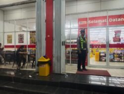 Satlantas Polres Bartim Patroli Malam di Alfamart Tamiang Layang
