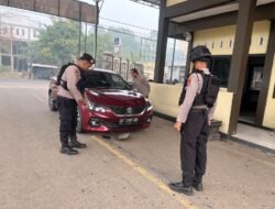 *Akses Kendaraan Roda Empat Diawasi dengan Mirror Detector, Satsamapta Bartim Pastikan Setiap Tamu Masuk Mako Tetap Tertib*