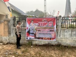 *Bukan Sekadar Imbauan, Polsek Awang Perkuat Gerakan Stop Karhutla Lewat Spanduk di 11 Desa*