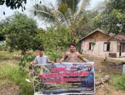 *Polsek Patangkep Tutui Tegaskan Larangan Bakar Lahan, Warga Bentot Diberi Peringatan Keras Cegah Karhutla*