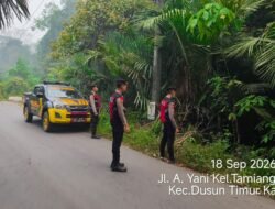 *Patroli Kota Presisi Satsamapta Polres Bartim Sisir Lahan dan Hutan, Pastikan Situasi Aman serta Cegah Karhutla**