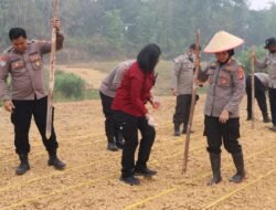 Polres Gunung Mas Tanam Jagung Hibrida di Lahan 1 Hektare