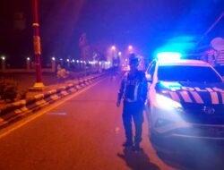 *Satlantas Polres Bartim Patroli Malam di Jalan A. Yani, Antisipasi Balap Liar**