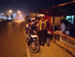 *Tim Patroli Satlantas Edukasi Anak Muda, Ingatkan Pentingnya Keselamatan Berlalu Lintas**