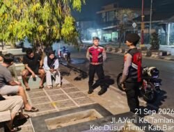Satsamapta Polres Bartim Imbau Masyarakat Jaga Ketertiban di Taman Trotoar SDN-3