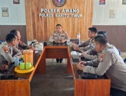 **Usai Apel Pagi, Kapolsek Awang Pimpin Gaktiblin dan Anev Mingguan Personel**