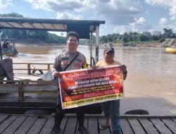 Bhabinkamtibmas Gencarkan Sosialisasi Larangan Membakar Lahan Ke Warga Muara Laung I