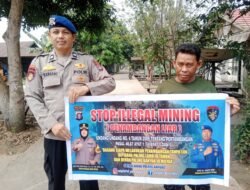 Satpolairud Polres Kapuas Laksanakan Patroli Perairan, Beri Imbauan Stop Penambangan Liar Di DAS Kapuas