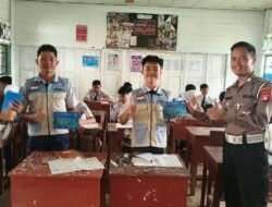 Polisi Peduli Pendidikan, Satlantas Polres Murung Raya Gelar Police Goes To School di SMPN 5 Murung Puruk Cahu