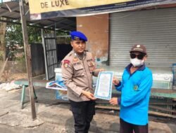 Satpolairud Polres Kapuas Sosialisasikan Larangan Karhutla kepada Warga Bantaran DAS Kapuas