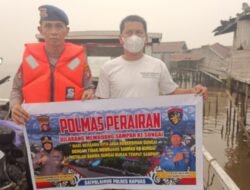 Tingkatkan Kesadaran Kebersihan Lingkungan, Satpolairud Imbau Masyarakat Pesisir Untuk Tidak Membuang Sampah Ke Sungai
