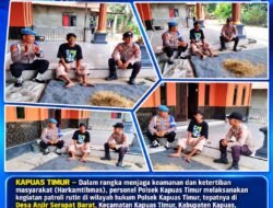 POLSEK KAPUAS TIMUR GELAR PATROLI HARKAMTIBMAS DI DESA ANJIR SERAPAT BARAT, WUJUDKAN SITUASI KAMTIBMAS YANG AMAN DAN KONDUSIF‎