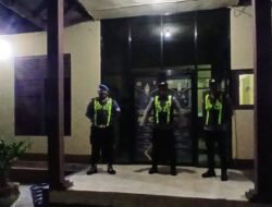 POLSEK PULAU PETAK LAKSANAKAN KEGIATAN SIAGA MAKO PADA MALAM HARI GUNA CIPTAKAN SITUASI AMAN