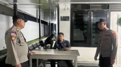 Personel Polsek Tewah Hadir di Tengah Warga, Pastikan Situasi Aman