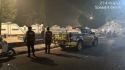 *Ciptakan Situasi Aman di Malam Hari, Patroli Perintis Samapta Polres Bartim Pantau Aktivitas Warga di Tempat Umum*