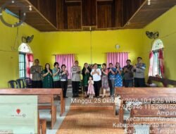 *Minggu Kasih Polsek Awang di Gereja Daya Karunia, Pererat Silaturahmi dan Ajak Jemaat Cegah Karhutla*