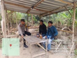 PATROLI KRYD POLSEK BALAI RIAM, SAMBANGI WARGA DAN PANTAU SPBU CEGAH GANGGUAN KAMTIBMAS