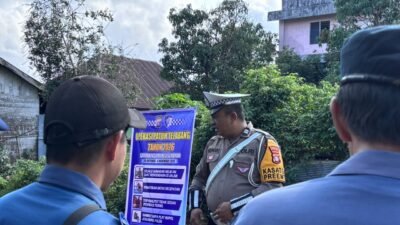 SATLANTAS POLRES SERUYAN SOSIALISASIKAN KESELAMATAN BERLALU LINTAS KEPADA ANGGOTA DAMKAR